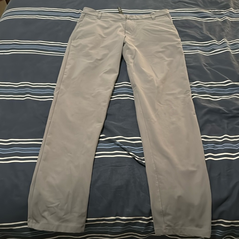 Lululemon Commission Pants